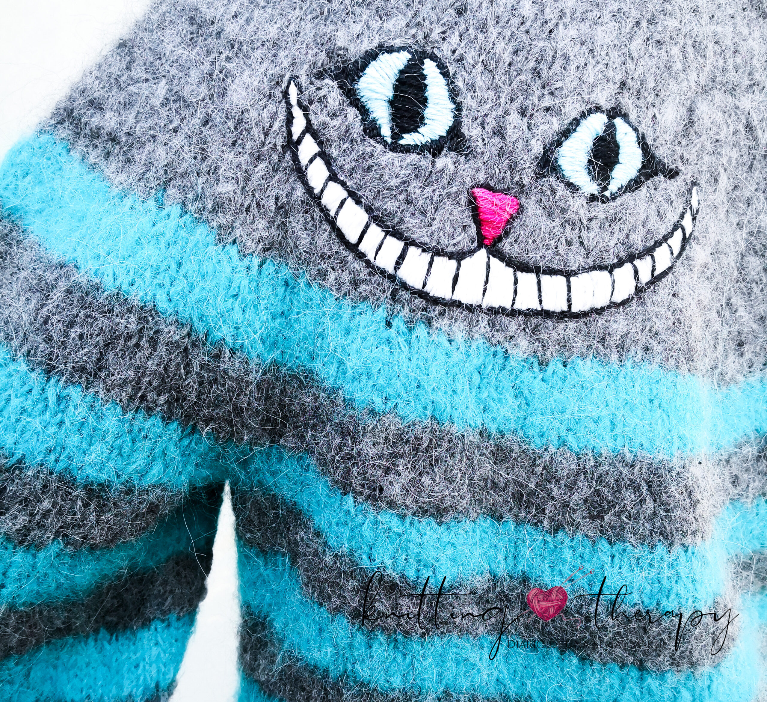 Cheshire cat pullover - Pattern gratuito